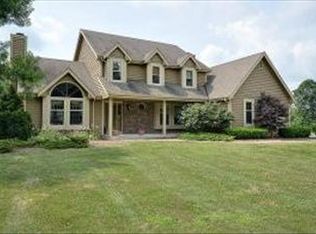 3911 Amber Trl, Colgate, WI 53017