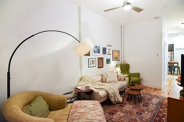 Rented by The Agency | media 16