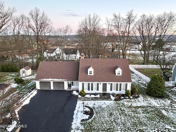 2nd image of 15 Greenbrier Ave