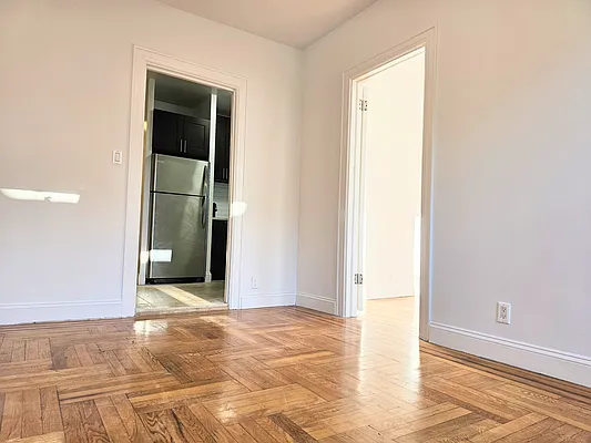 Rented by Virtual Real Estate | media 11