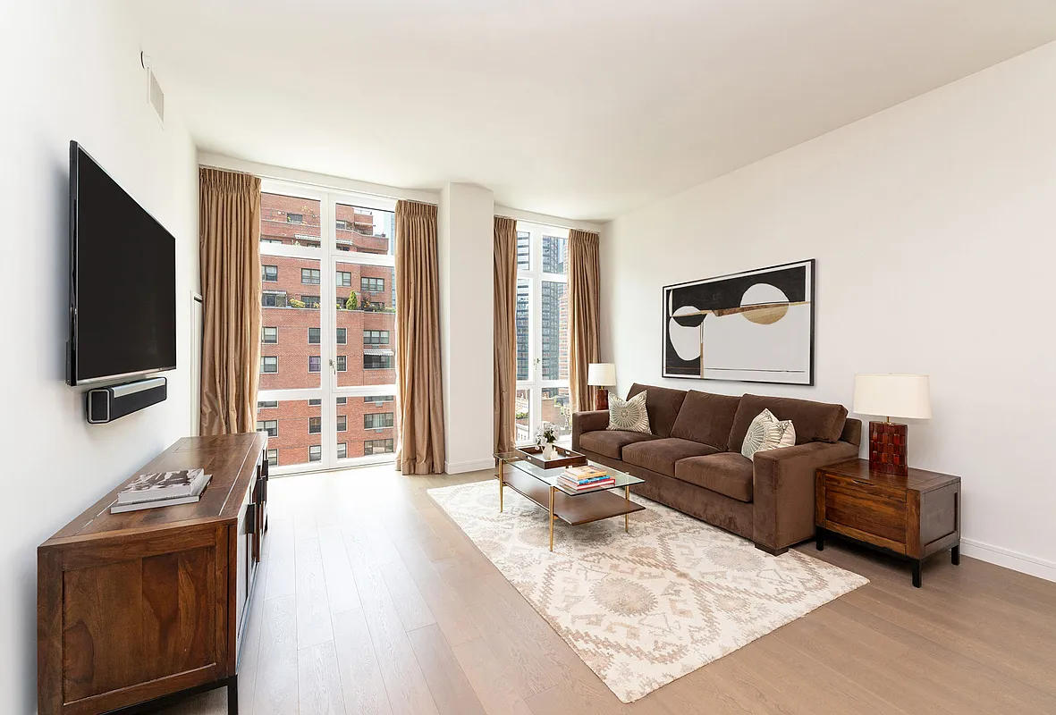 305 East 51st St Unit 14B  