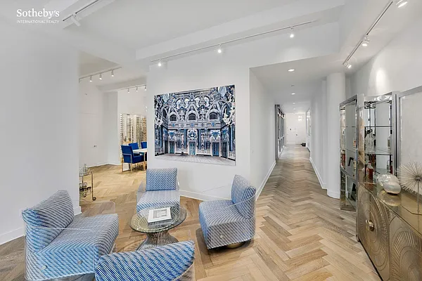 Sold by Sotheby's International Realty | media 3
