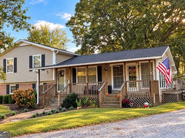 289 Frost St, Franklin, GA 30217