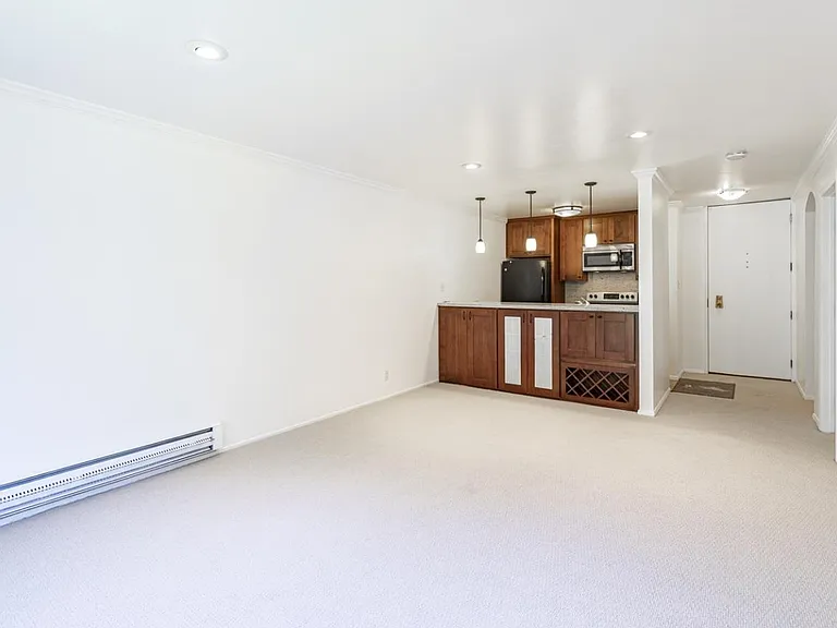 7205 Shelter Creek Ln — Photo 9