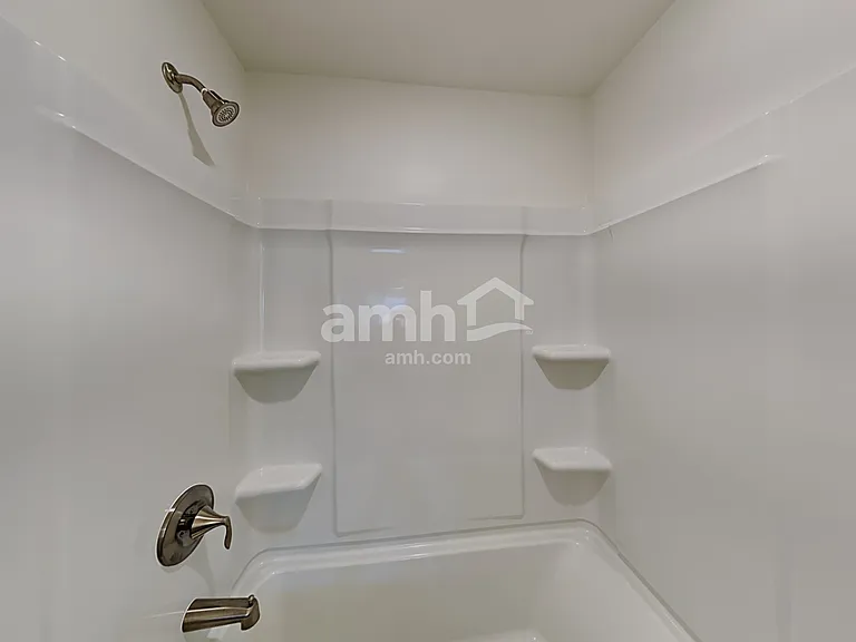 320 Bourne St — Photo 26