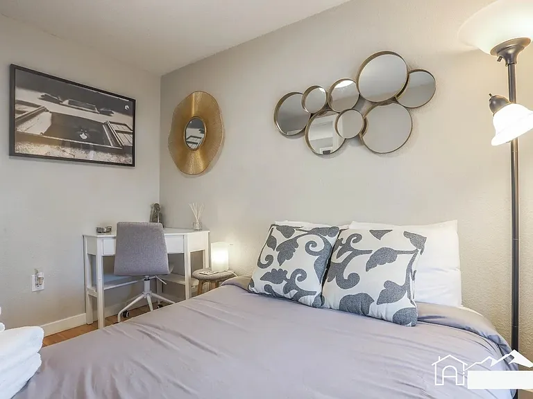 2820 W 24th Ave — Photo 17