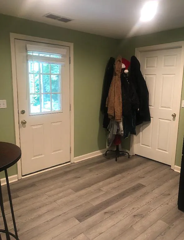 2 bed, 1000 sqft, $1,400 — Photo 4