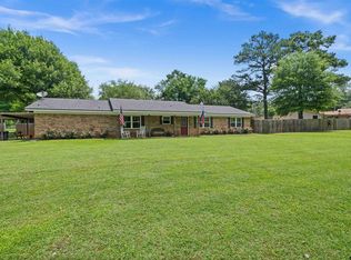 10460 Sycamore St, Overton, TX 75684