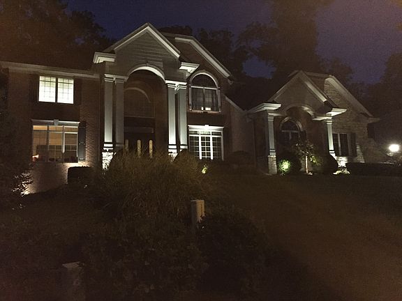 Nightscape curb side view