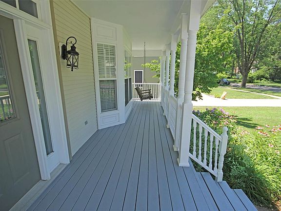 3rd image of 532 N Harrison Ave