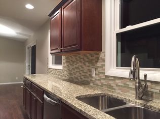 733 41st St, West Des Moines, IA 50265