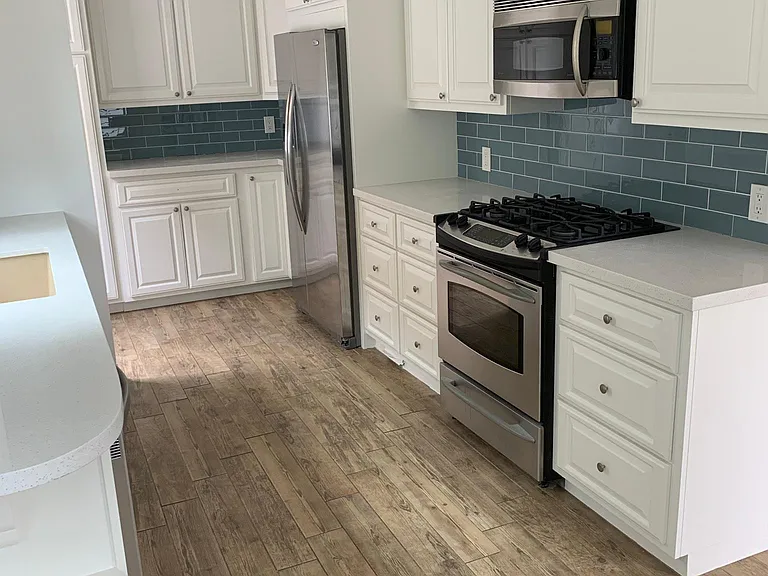 168 Albert Pl #A — Photo 6