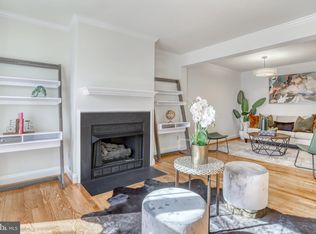 906 N Fillmore St, Arlington, VA 22201