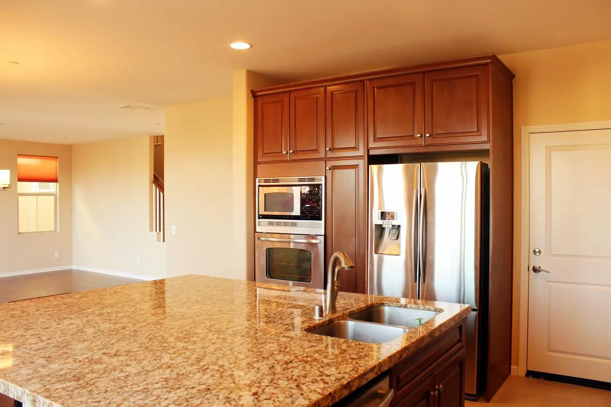 6732 Lopez Canyon Way — Photo 4