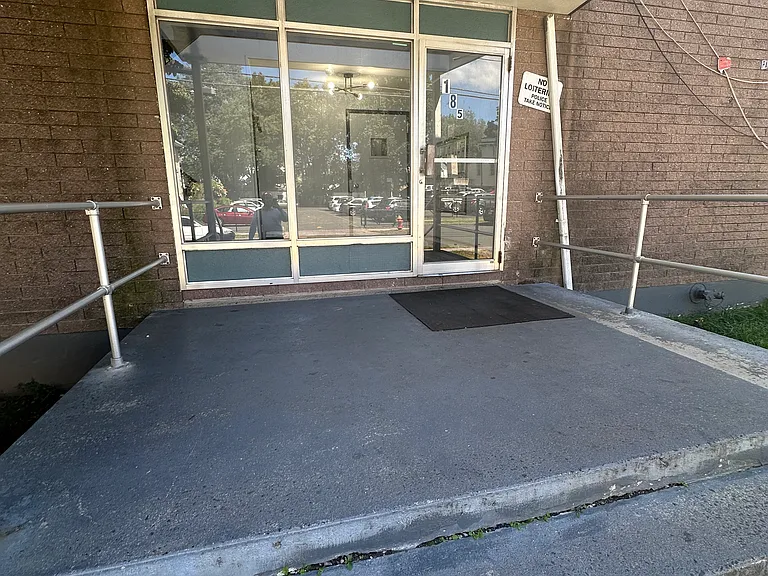 185 Barker St #A1 — Photo 22