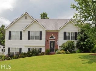 6292 Huntcliff Dr, Flowery Branch, GA 30542