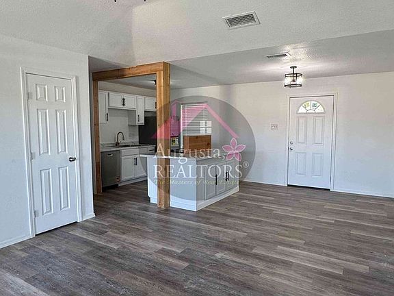 2nd image of 3601 Purdue Ln