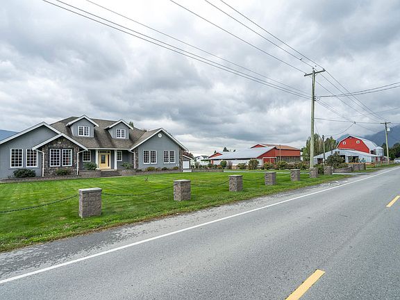 3rd image of 42872 S Sumas Rd