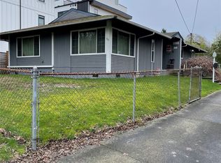 1615 N 50th St, Seattle, WA 98103