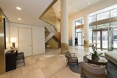 Rented by R New York