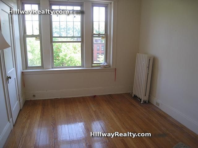 2nd image of 1788 Beacon St APT 5T