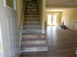 3008 Frank Lee Ave, Louisville, KY 40216