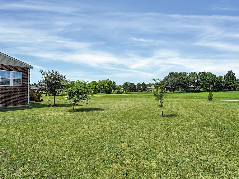 6468 Holly Ln — Photo 29