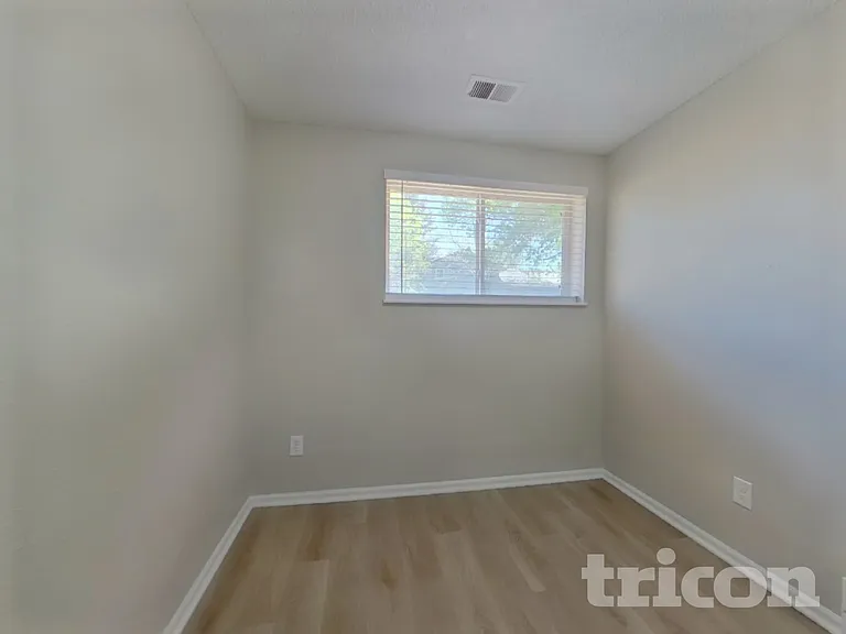 348 S 29th Ave — Photo 10