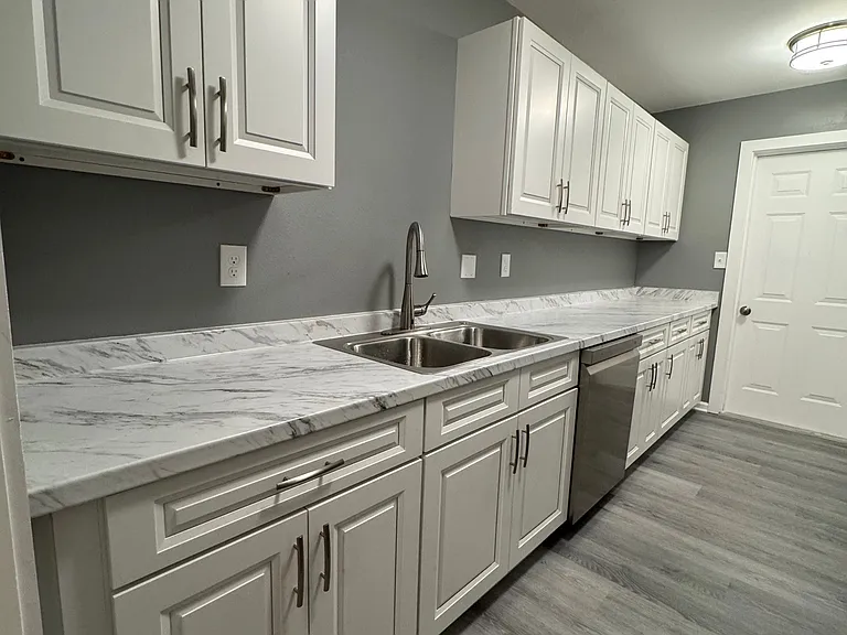 5064 Springwood Rd — Photo 3