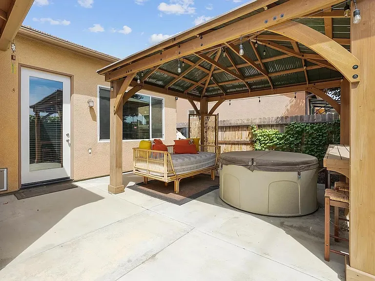 3921 W Payson Ave — Photo 35
