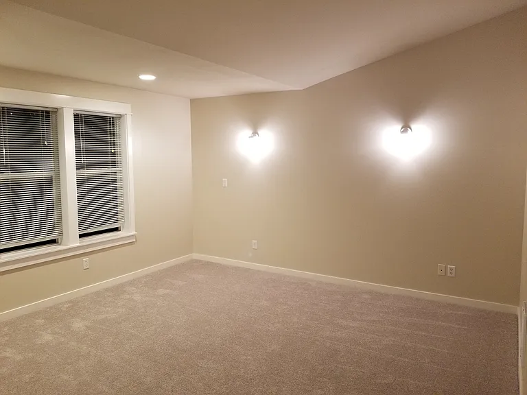 1813 S Bush Pl #F — Photo 11