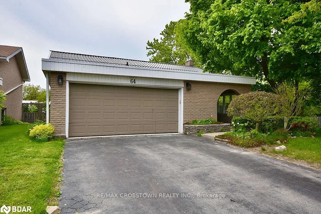 4 bed, $3,500 — Photo 2