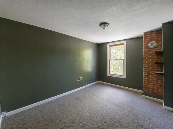 410 W Columbia St #B, Greencastle, IN 46135