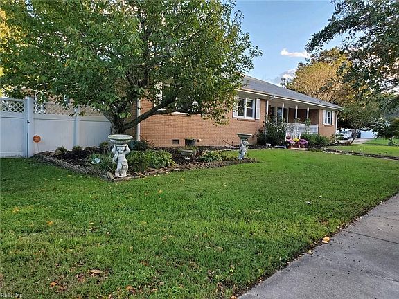 4th image of 1893 Finsbury Ln