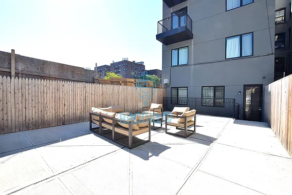 Rented by null | media 90