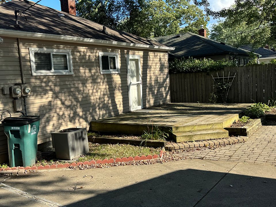 350 S Manitou Ave, photo 10