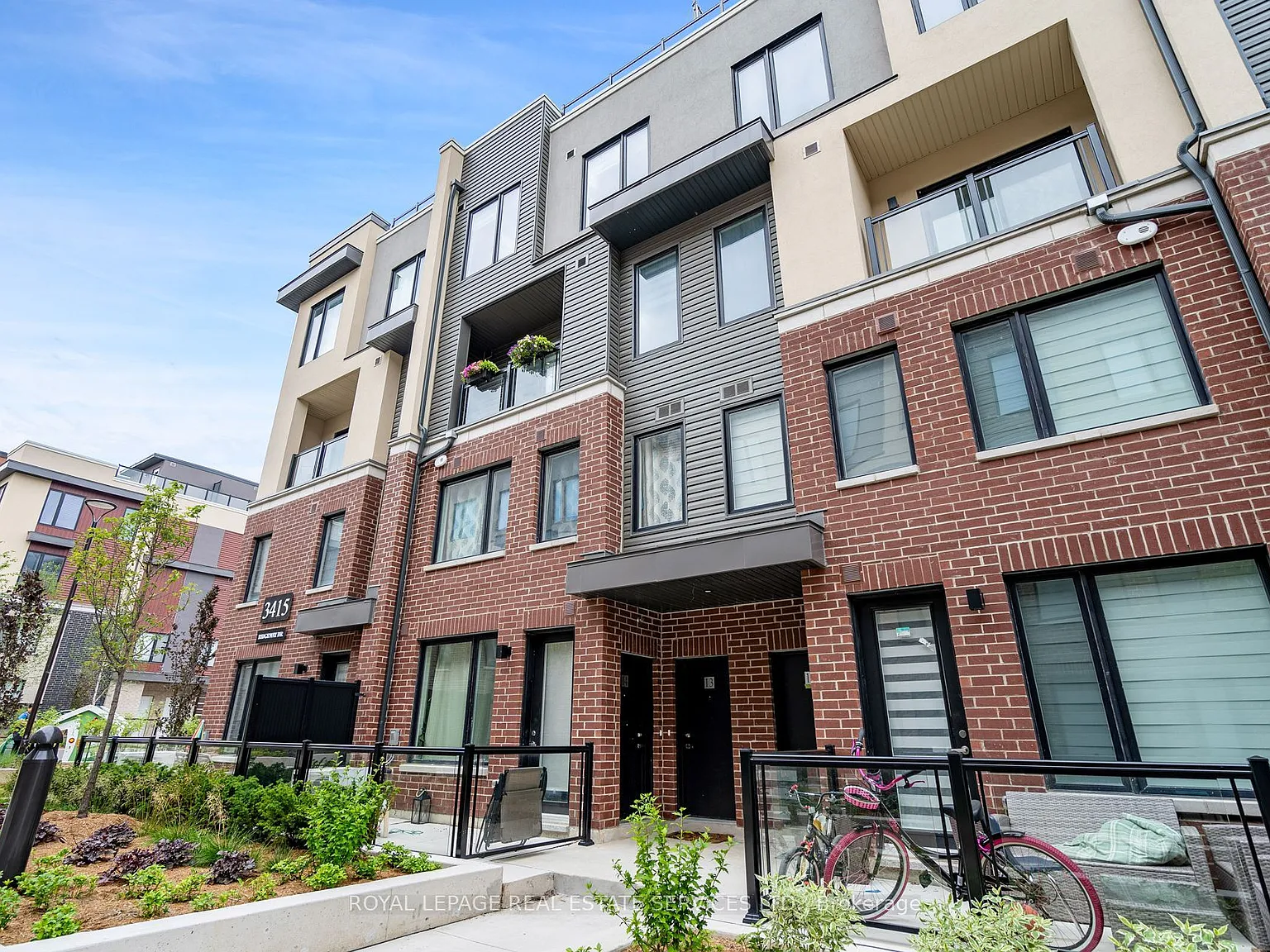 2 bed, $2,800 — Photo 1