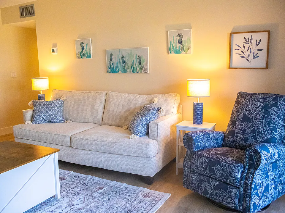 2700 N Highway A1A #11-102