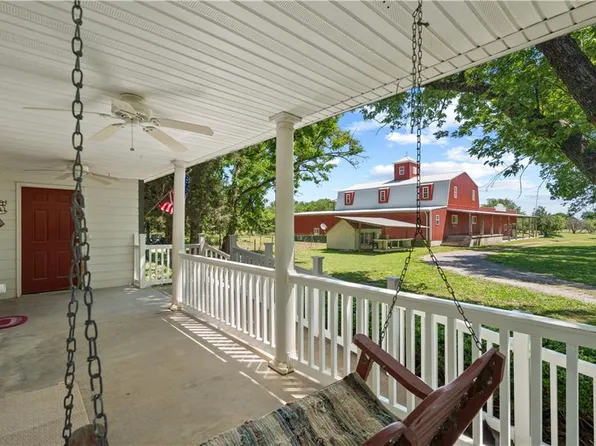 3800 120th Rd, Thayer, KS 66776