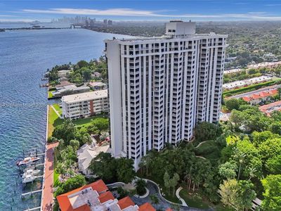 4000 Towerside Ter #PENTHOUSE 3, Miami, FL, 33138