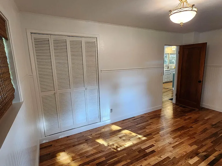 1717 Gary St NE — Photo 15