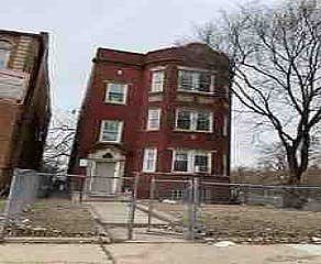 1st image of 7500 S Emerald Ave