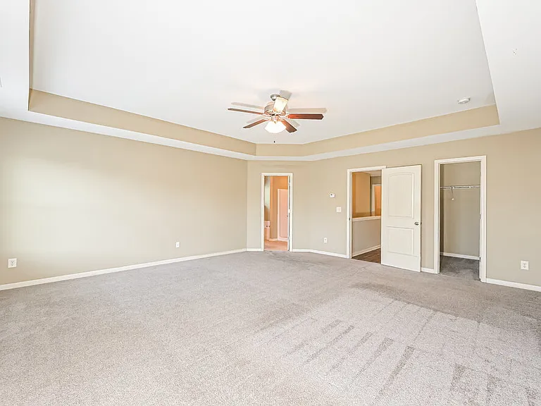 124 Hillcrest Cir — Photo 9