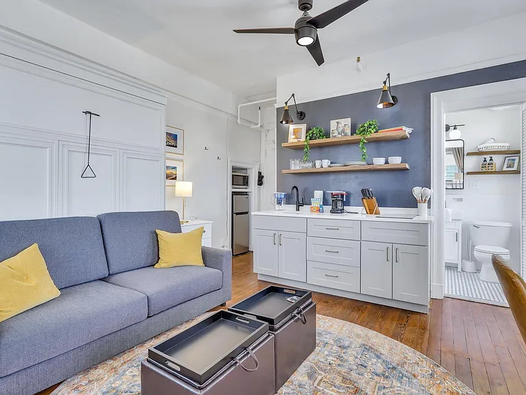 24 E Liberty St #68 — Photo 3