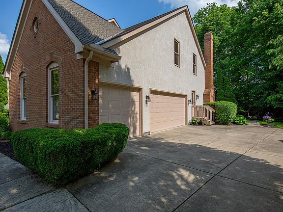 2nd image of 5981 Brigids Close Dr
