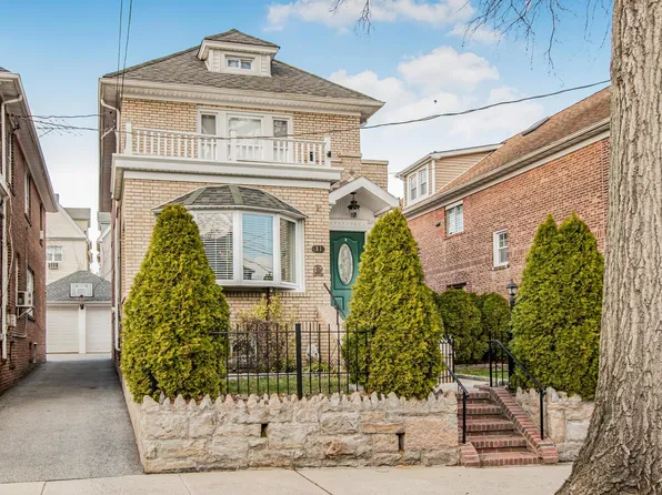 81 East 235th Street, Bronx, NY 10470