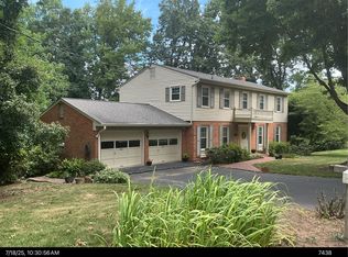 111 Par Dr, Salem, VA 24153