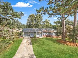 206 Cambridge Ct, New Orleans, LA 70131