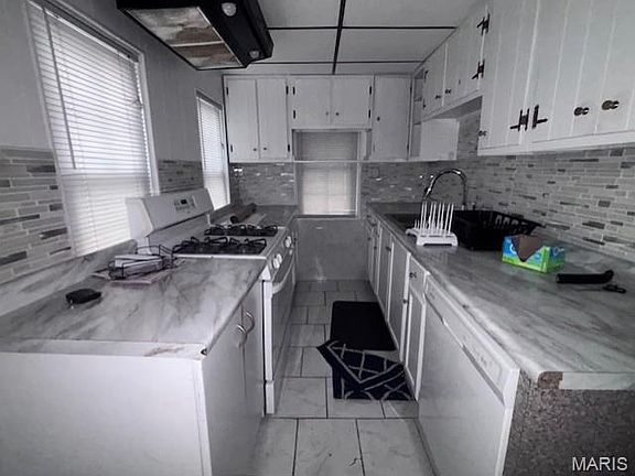 4th image of 200 E Ripa Ave