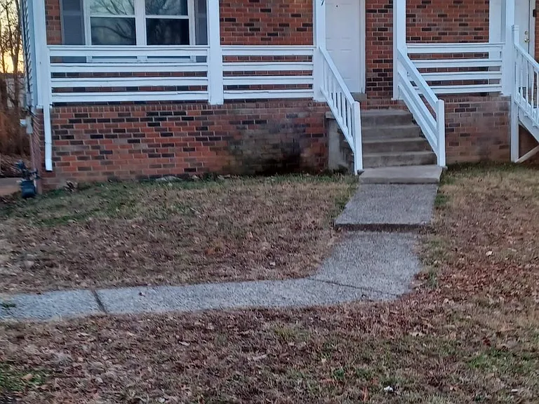 3207 Luann Dr — Photo 1